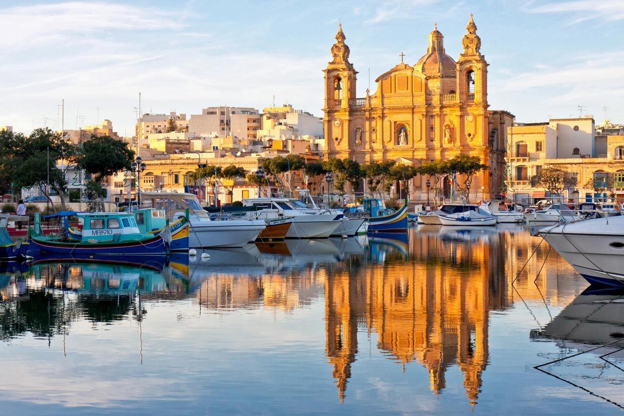 Centre Point * Msida